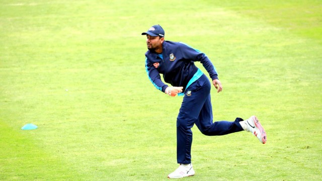 Former captain of Bangladesh Mashrafe Mortaza tests Coronavirus Positive on Friday