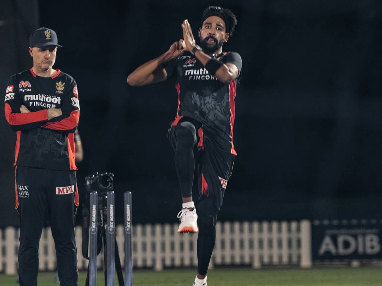 RCB vs RR Dream11 Match Prediction & Fantasy Tips | Playing XI, Pitch Report and Head To Head - Match 15,IPL 2020