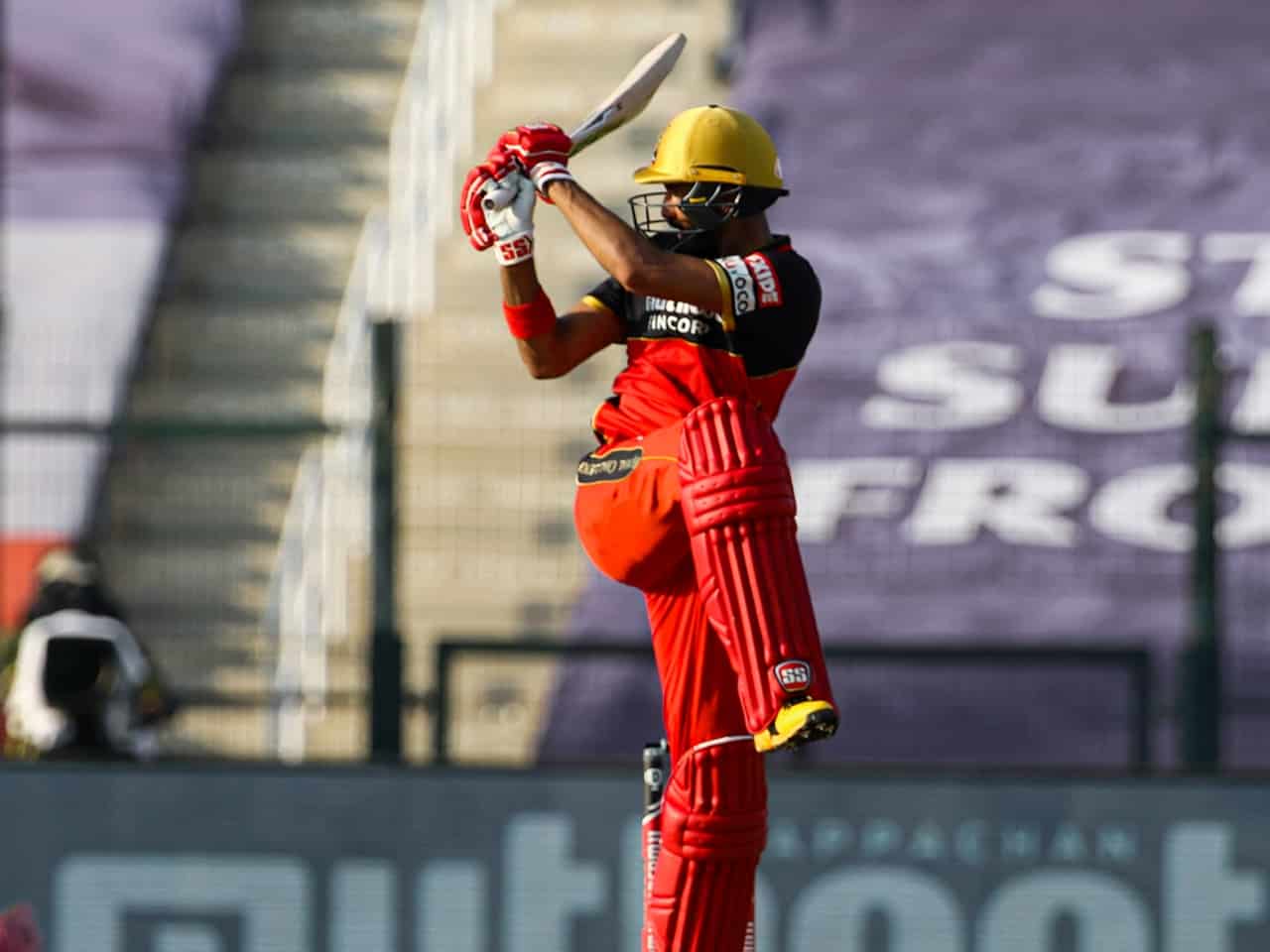 RCB vs DC Dream11 Match Prediction & Fantasy Tips | Playing XI, Pitch Report and Match Preview - Match 19,IPL 2020